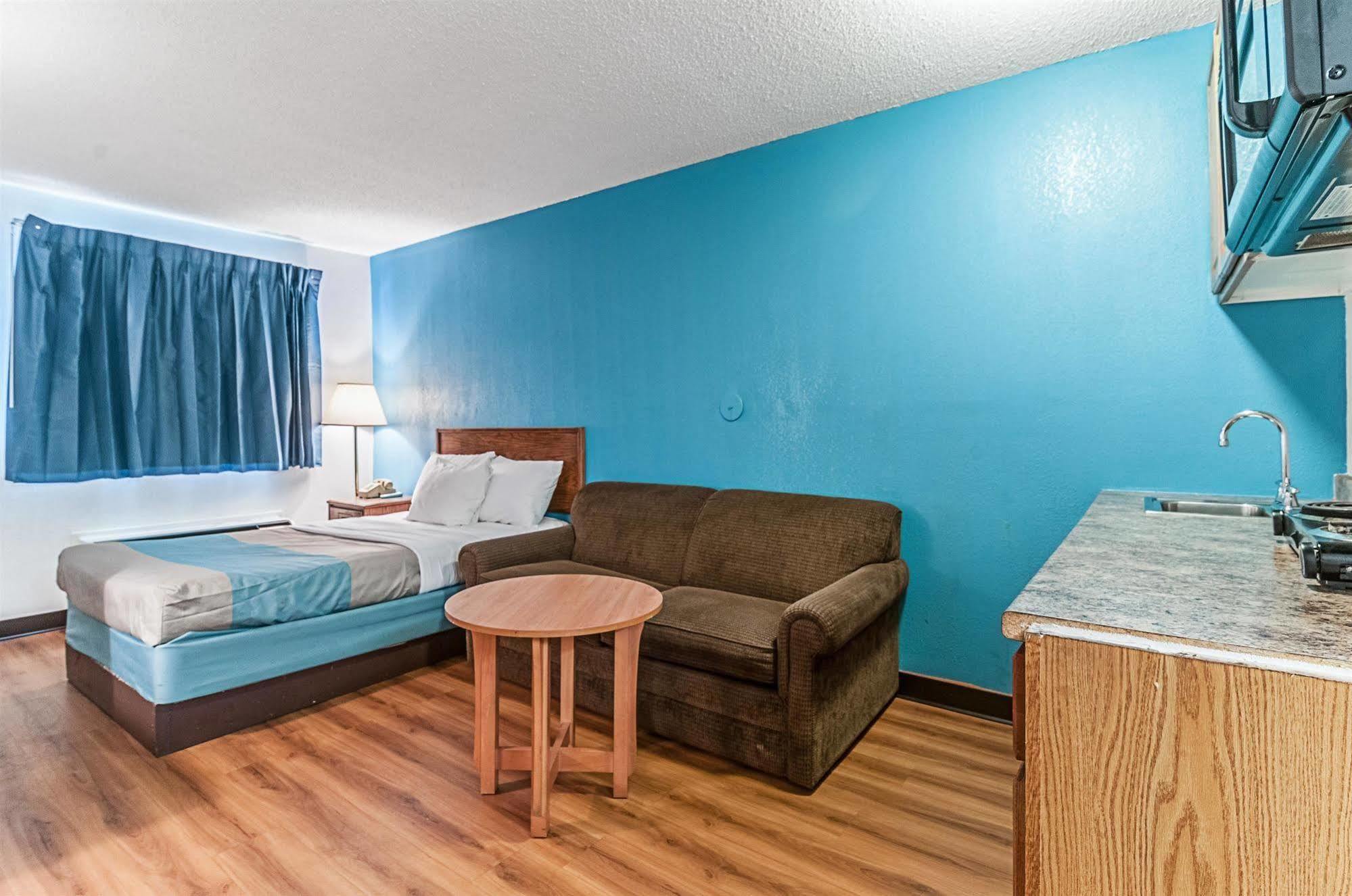 Motel 6-Southgate, Mi - Detroit Exterior photo